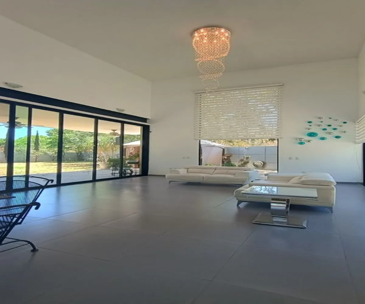Casa En Venta,EL RIO COUNTRY CLUB ,LOS AGUACATES 14, El Arenal, Jalisco 45363, 5 Habitaciones,5 Baños,LOS AGUACATES ,2,psBf4Jo