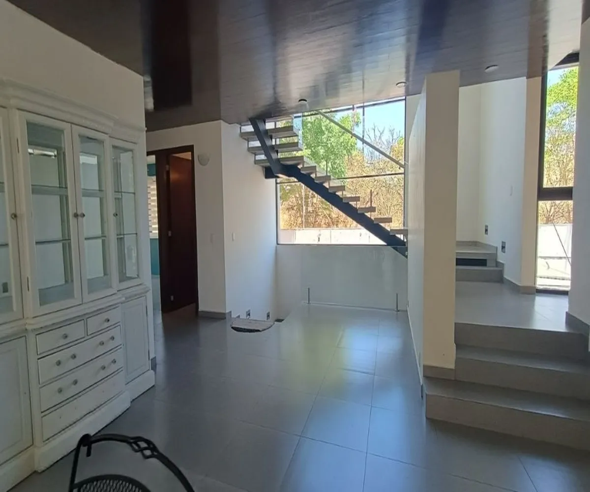 Casa En Venta,EL RIO COUNTRY CLUB ,LOS AGUACATES 14, El Arenal, Jalisco 45363, 5 Habitaciones,5 Baños,LOS AGUACATES ,2,psBf4Jo