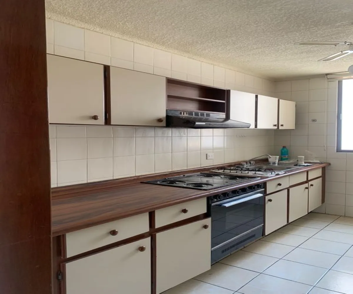 Departamento En Venta,Moderna,Eduardo M. Vargas 201, Irapuato, Guanajuato 36690, 3 Habitaciones,3 Baños,Eduardo M. Vargas,1,pt4FrU5