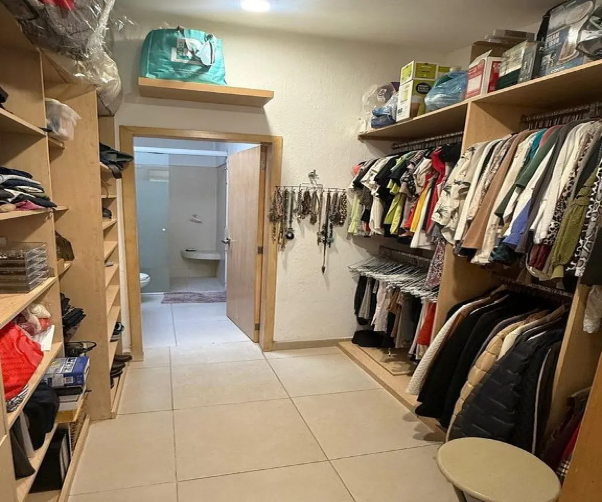 Casa En Venta,Lomas Altas,Calle Paseo Puesta del Sol 4159, Zapopan, Jalisco 45128, 3 Habitaciones,3 Baños,Calle Paseo Puesta del Sol,2,prQ1MIe