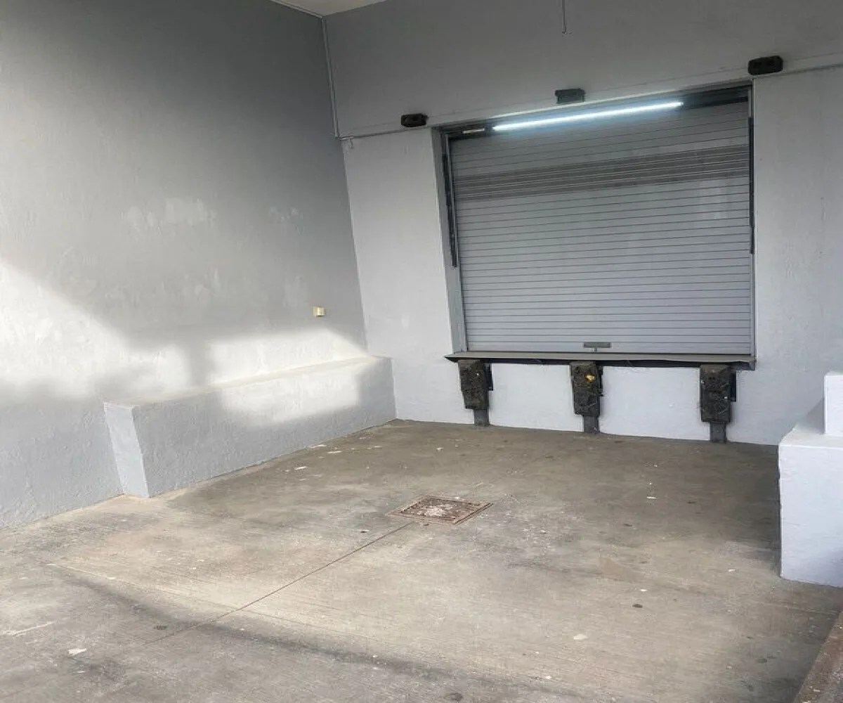 Bodega En Venta,Revolución,Calle Plan de San Luis 3735, San Pedro Tlaquepaque, Jalisco 45580,1 Baño,Calle Plan de San Luis,1,pzA3ttq