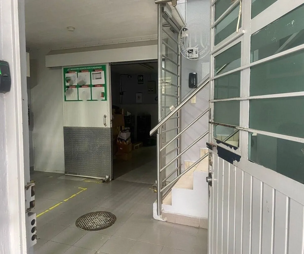 Bodega En Venta,Revolución,Calle Plan de San Luis 3735, San Pedro Tlaquepaque, Jalisco 45580,1 Baño,Calle Plan de San Luis,1,pzA3ttq