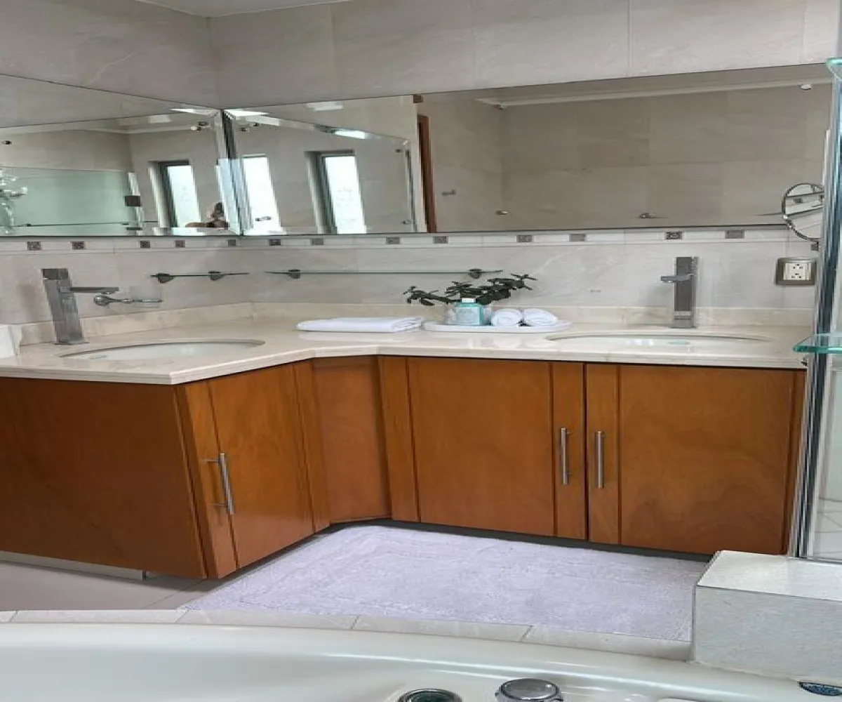 Casa En Renta,Valle Real,Águila 345, Zapopan, Jalisco 45136, 3 Habitaciones,5 Baños,Águila,1,pHjm40c