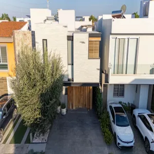 Casa En Venta,La Tijera,Avenida Nueva Galicia 1525 70, Tlajomulco de Zúñiga, Jalisco 45645, 4 Habitaciones,3 Baños,Avenida Nueva Galicia,1,pSwTAGL