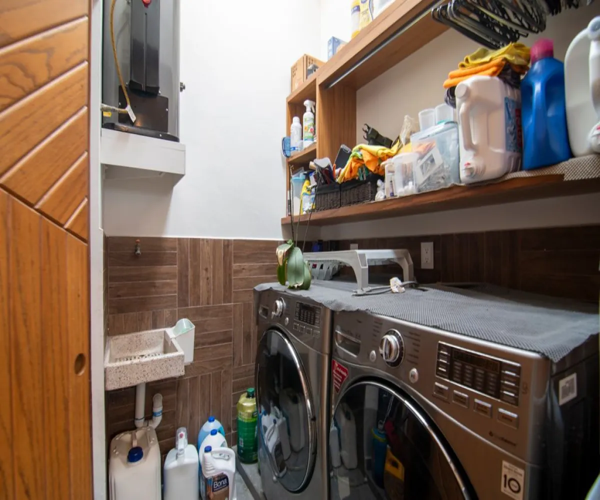 Casa En Venta,La Tijera,Avenida Nueva Galicia 1525 70, Tlajomulco de Zúñiga, Jalisco 45645, 4 Habitaciones,3 Baños,Avenida Nueva Galicia,1,pSwTAGL