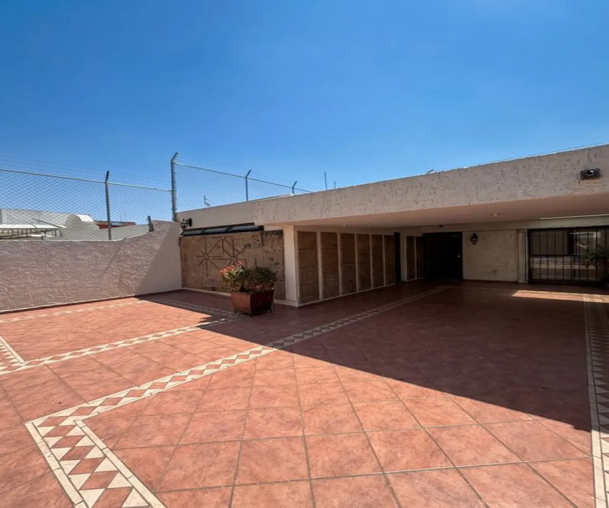 Casa En Renta,Jardines Alcalde,Av. Fray Antonio Alcalde S/N, Guadalajara, Jalisco 44298, 3 Habitaciones,2 Baños,Av. Fray Antonio Alcalde,1,p8ub6fU