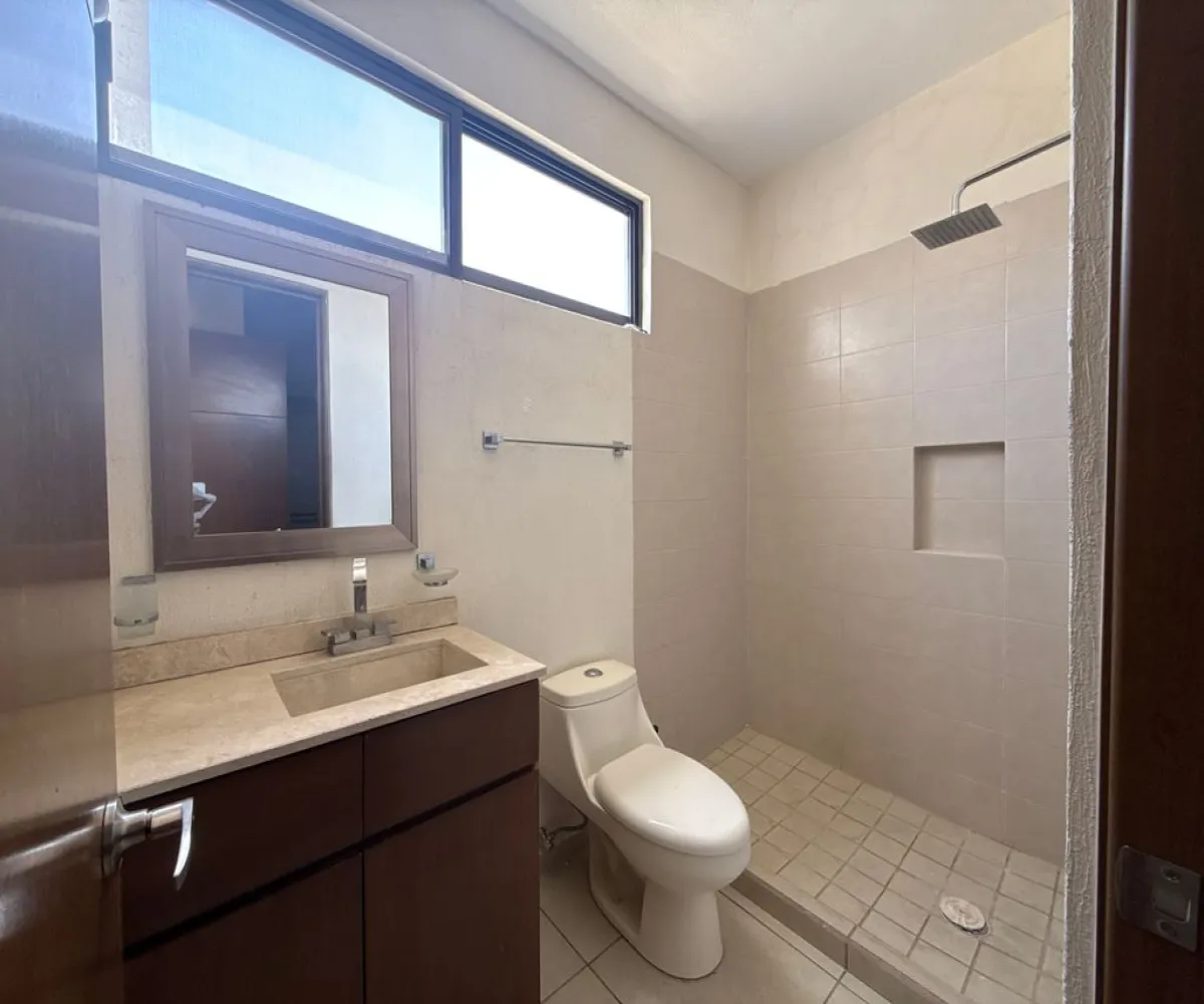 Casa En Venta,Las Grullas,Las Grullas S/N 15, Tlajomulco de Zúñiga, Jalisco 45645, 3 Habitaciones,3 Baños,Las Grullas,2,pGy0oKf