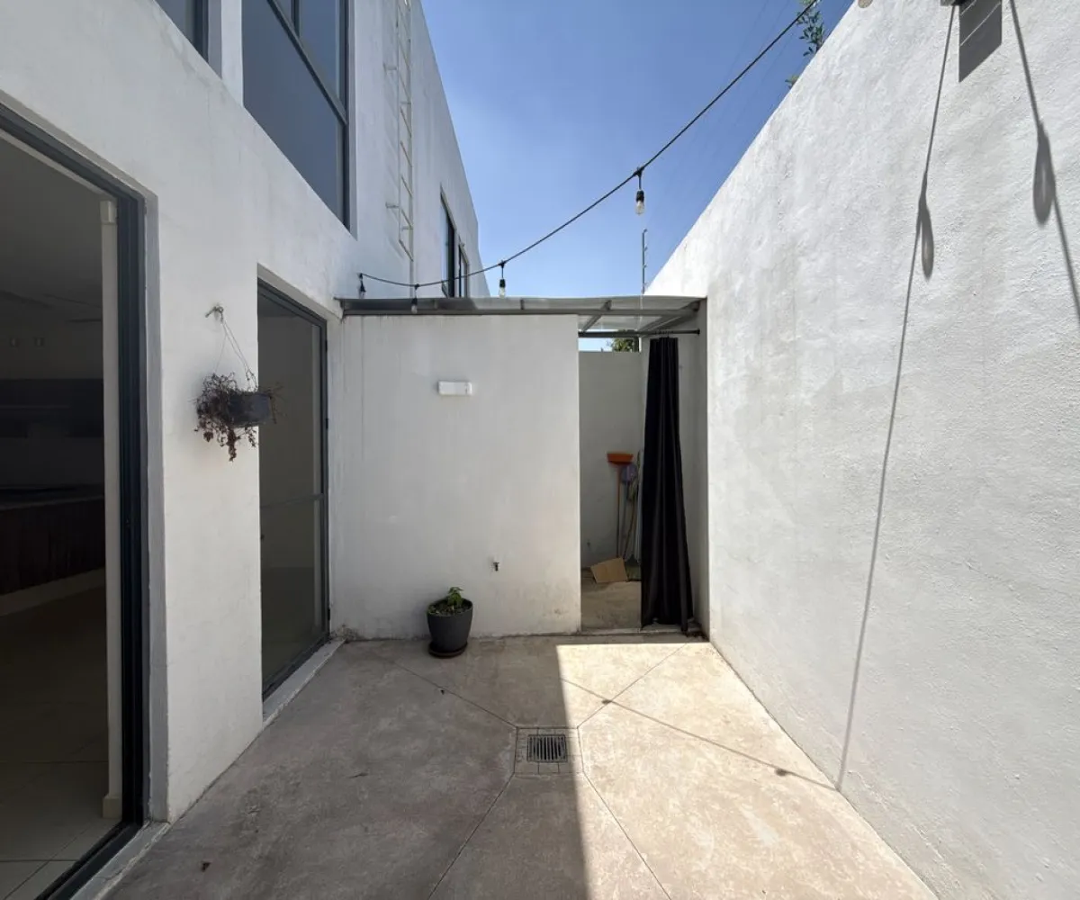 Casa En Venta,Las Grullas,Las Grullas S/N 15, Tlajomulco de Zúñiga, Jalisco 45645, 3 Habitaciones,3 Baños,Las Grullas,2,pGy0oKf