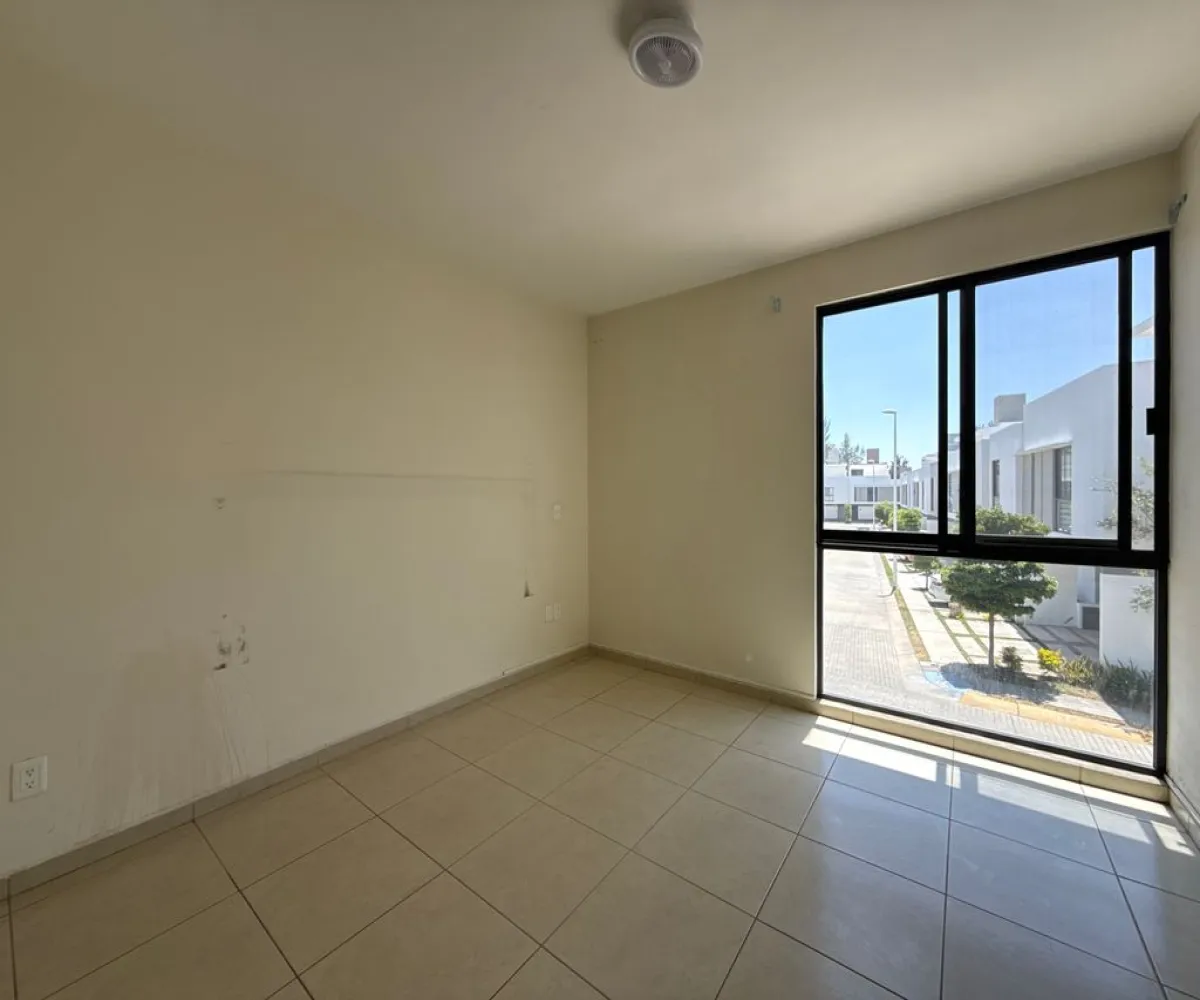 Casa En Venta,Las Grullas,Las Grullas S/N 15, Tlajomulco de Zúñiga, Jalisco 45645, 3 Habitaciones,3 Baños,Las Grullas,2,pGy0oKf