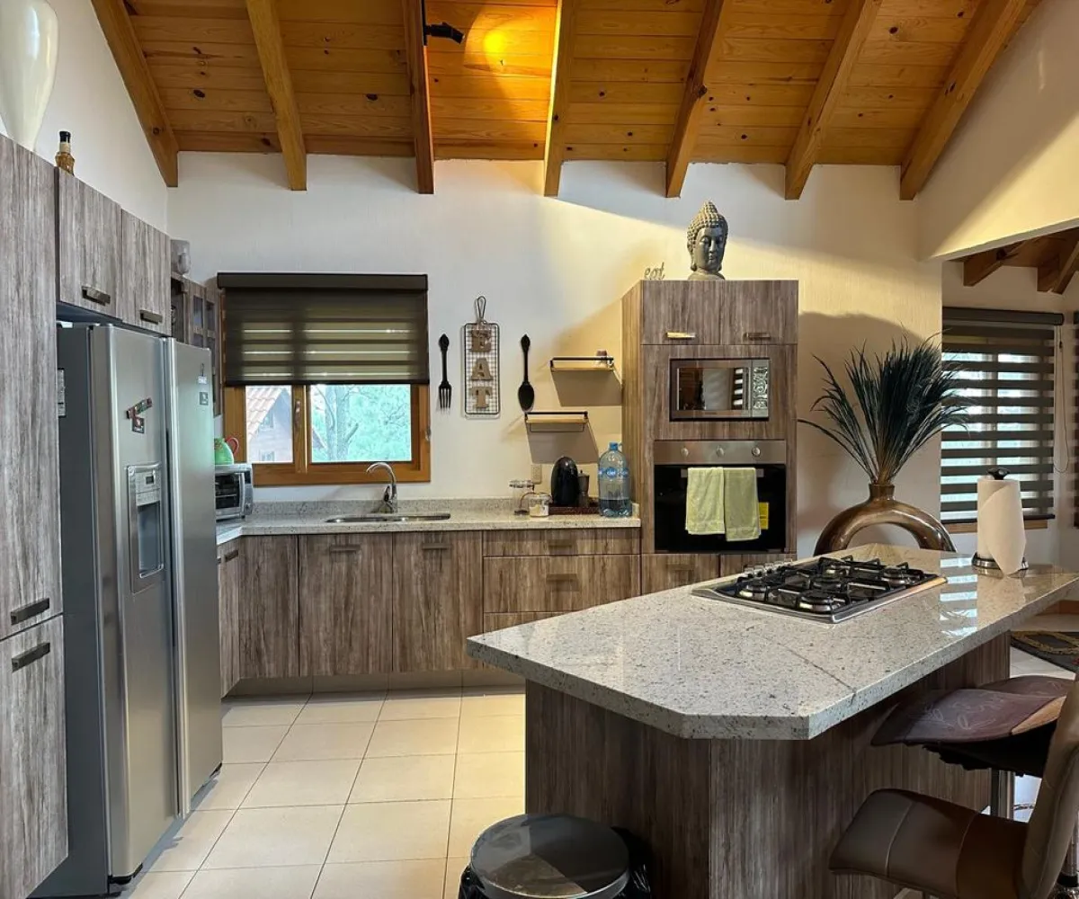 Casa En Venta,Circuito la Cima 129 S/N, Mazamitla, Jalisco 49500, 4 Habitaciones,4 Baños,Circuito la Cima 129,3,plTJUos