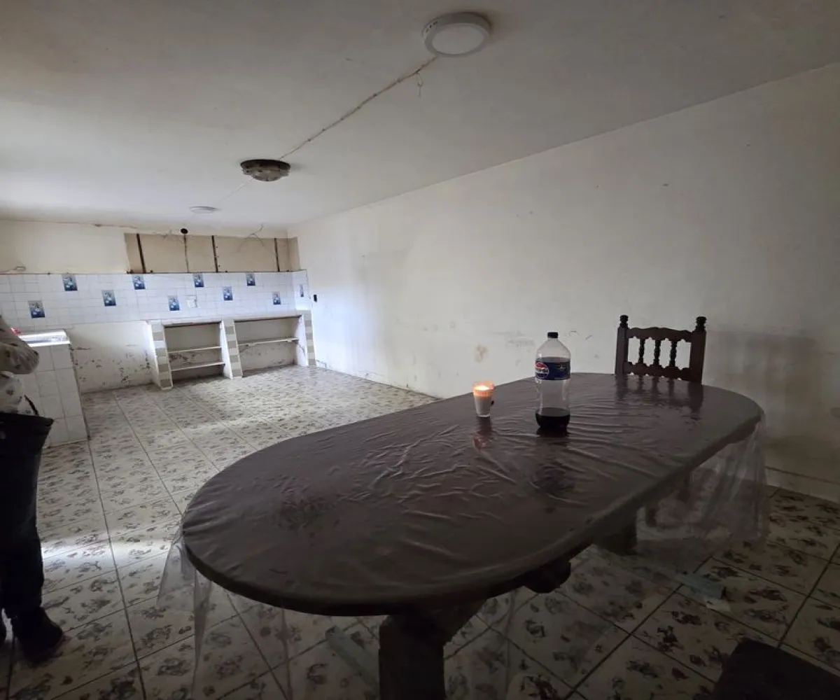 Casa En Venta,Benito Juárez,Calle Malecón 715, Guadalajara, Jalisco 44770, 5 Habitaciones,2 Baños,Calle Malecón,1,pZ59JAY