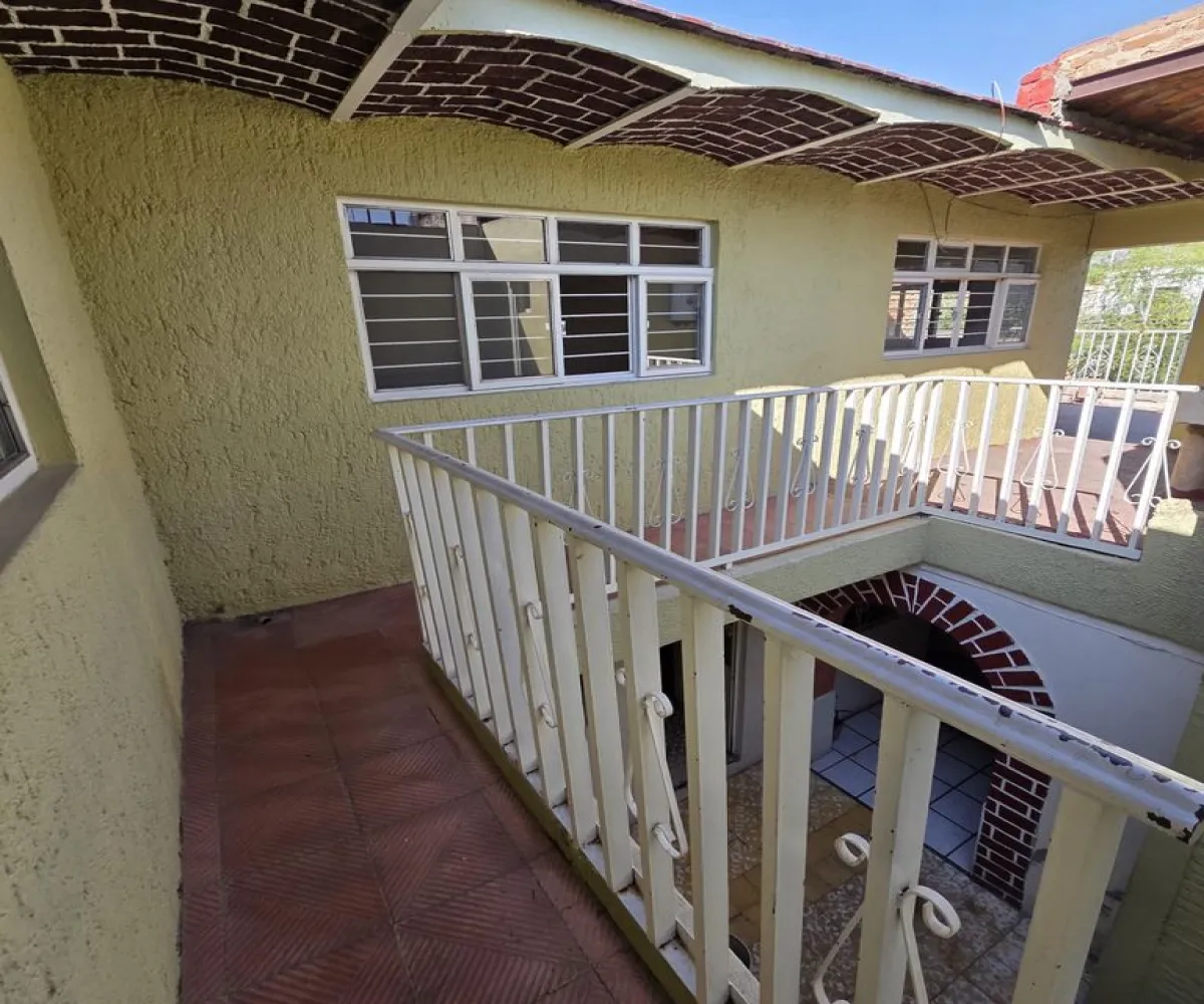 Casa En Venta,Benito Juárez,Calle Malecón 715, Guadalajara, Jalisco 44770, 5 Habitaciones,2 Baños,Calle Malecón,1,pZ59JAY