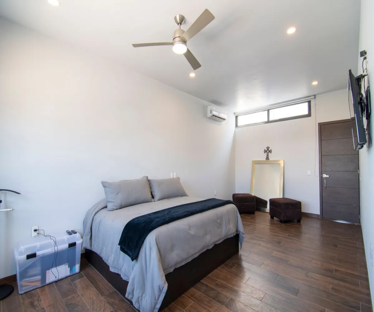 Casa En Venta,El Manantial,La Romana 222, Tlajomulco de Zúñiga, Jalisco 45645, 4 Habitaciones,4 Baños,La Romana,1,pjTdCR4