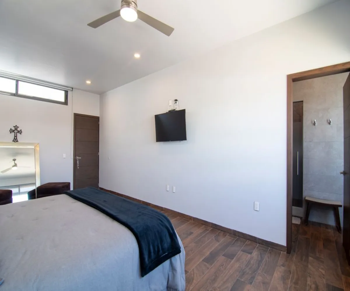 Casa En Venta,El Manantial,La Romana 222, Tlajomulco de Zúñiga, Jalisco 45645, 4 Habitaciones,4 Baños,La Romana,1,pjTdCR4