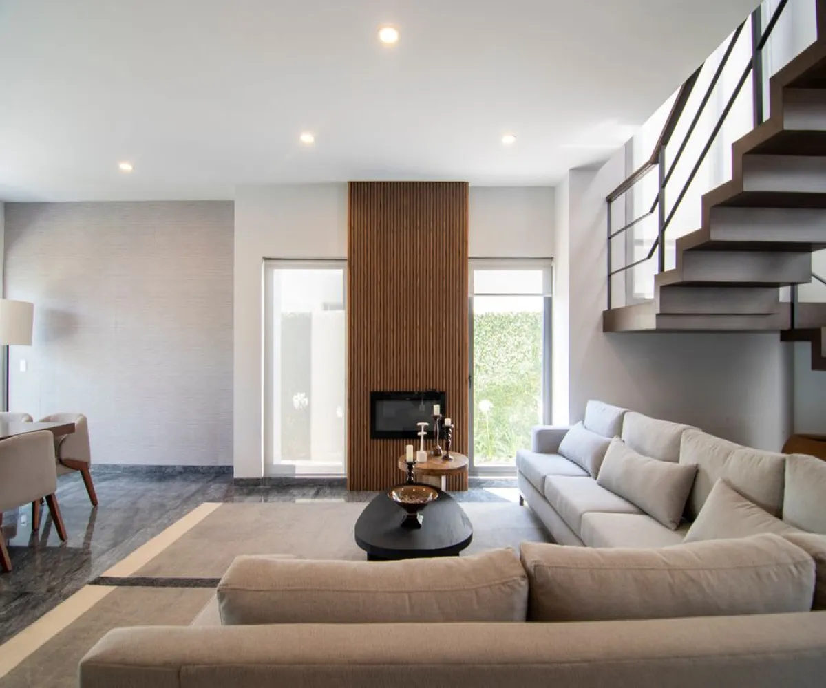 Casa En Venta,El Manantial,La Romana 222, Tlajomulco de Zúñiga, Jalisco 45645, 4 Habitaciones,4 Baños,La Romana,1,pjTdCR4
