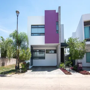 Casa En Venta,El Manantial,La Romana 222, Tlajomulco de Zúñiga, Jalisco 45645, 4 Habitaciones,4 Baños,La Romana,1,pjTdCR4