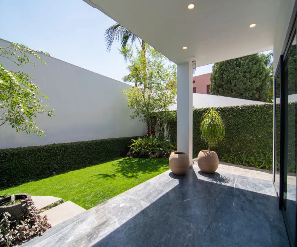 Casa En Venta,El Manantial,La Romana 222, Tlajomulco de Zúñiga, Jalisco 45645, 4 Habitaciones,4 Baños,La Romana,1,pjTdCR4