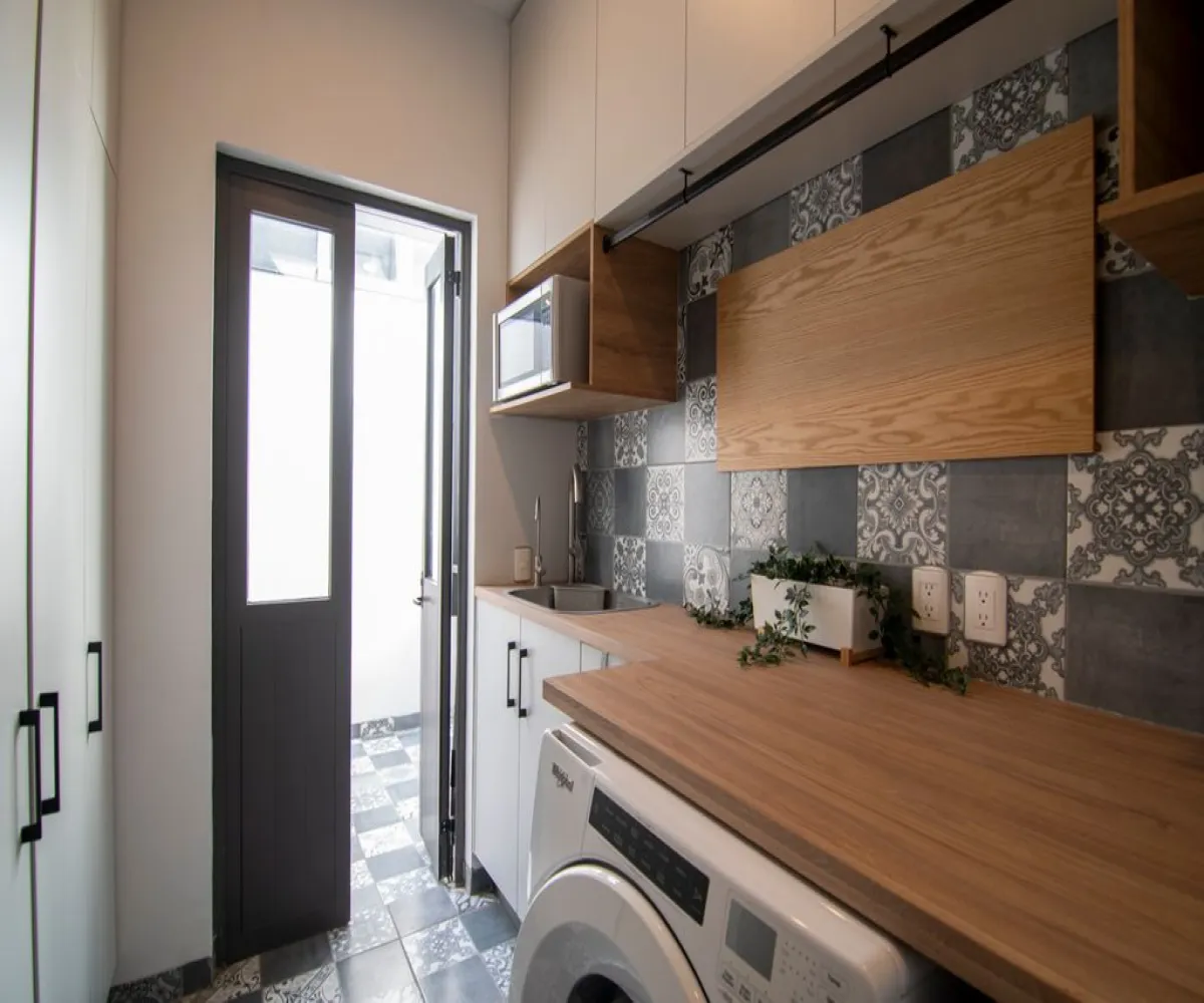 Casa En Venta,El Manantial,La Romana 222, Tlajomulco de Zúñiga, Jalisco 45645, 4 Habitaciones,4 Baños,La Romana,1,pjTdCR4