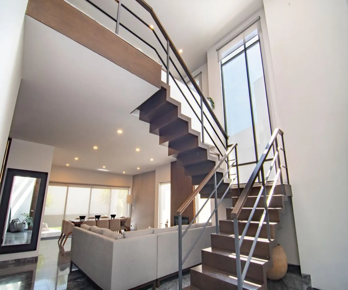 Casa En Venta,El Manantial,La Romana 222, Tlajomulco de Zúñiga, Jalisco 45645, 4 Habitaciones,4 Baños,La Romana,1,pjTdCR4