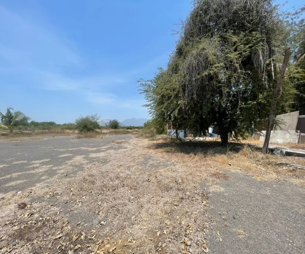 Terreno En Venta,INFONAVIT Las Huertas,Valentin Gomez Farias 65, Tecomán, Colima 28140,Valentin Gomez Farias,phbE50W