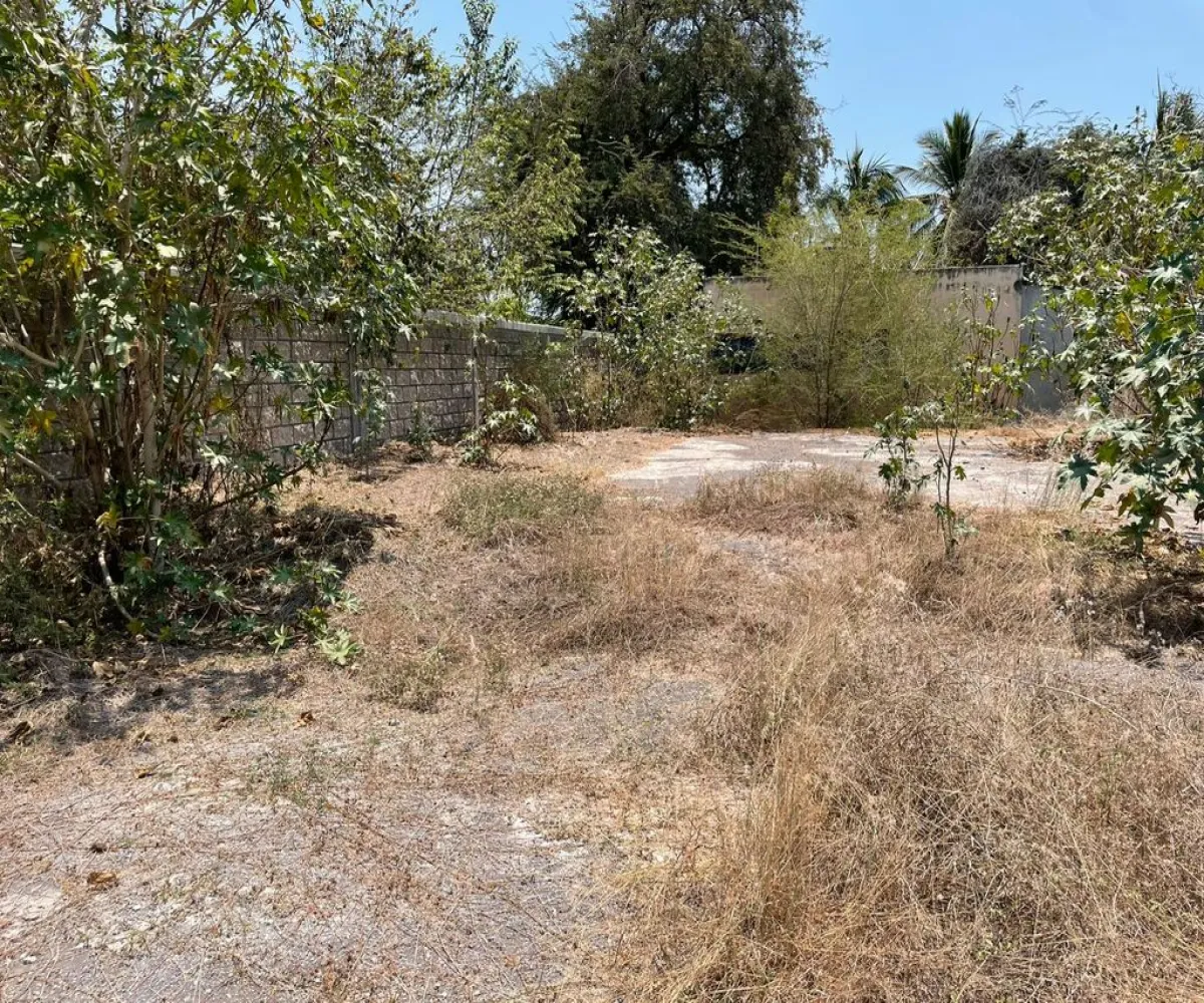 Terreno En Venta,INFONAVIT Las Huertas,Valentin Gomez Farias 65, Tecomán, Colima 28140,Valentin Gomez Farias,phbE50W