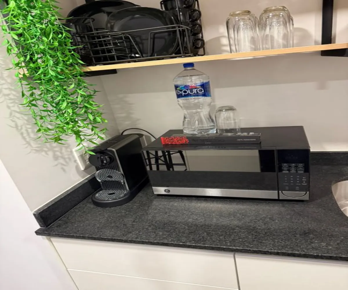 Departamento En Renta,Moderna,Calle Juan Ruiz de Alarcón 519, Guadalajara, Jalisco 44520, 1 Cuarto,1 Baño,Calle Juan Ruiz de Alarcón,1,pdNluaj