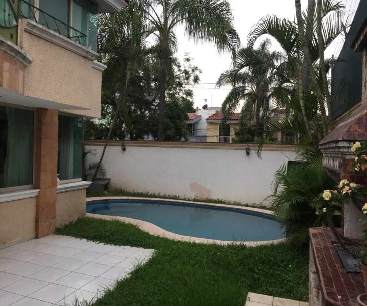 Casa En Venta,Avenida Topacio 2364, Guadalajara, Jalisco 44560, 5 Habitaciones,4 Baños,Avenida Topacio,2,ptShBxJ