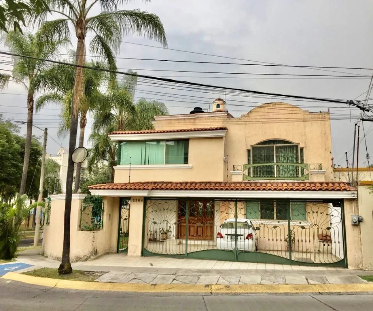Casa En Venta,Avenida Topacio 2364, Guadalajara, Jalisco 44560, 5 Habitaciones,4 Baños,Avenida Topacio,2,ptShBxJ