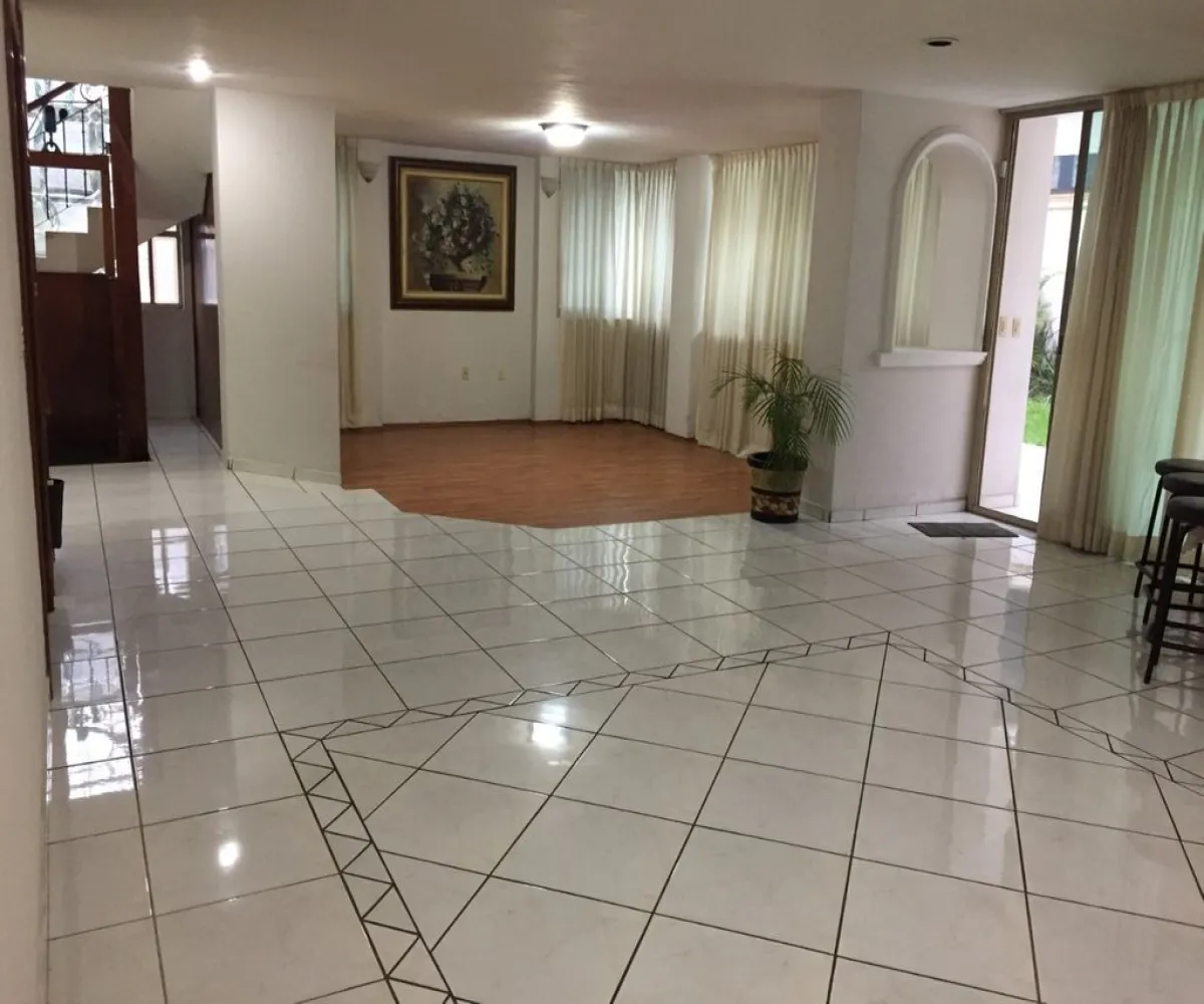 Casa En Venta,Avenida Topacio 2364, Guadalajara, Jalisco 44560, 5 Habitaciones,4 Baños,Avenida Topacio,2,ptShBxJ