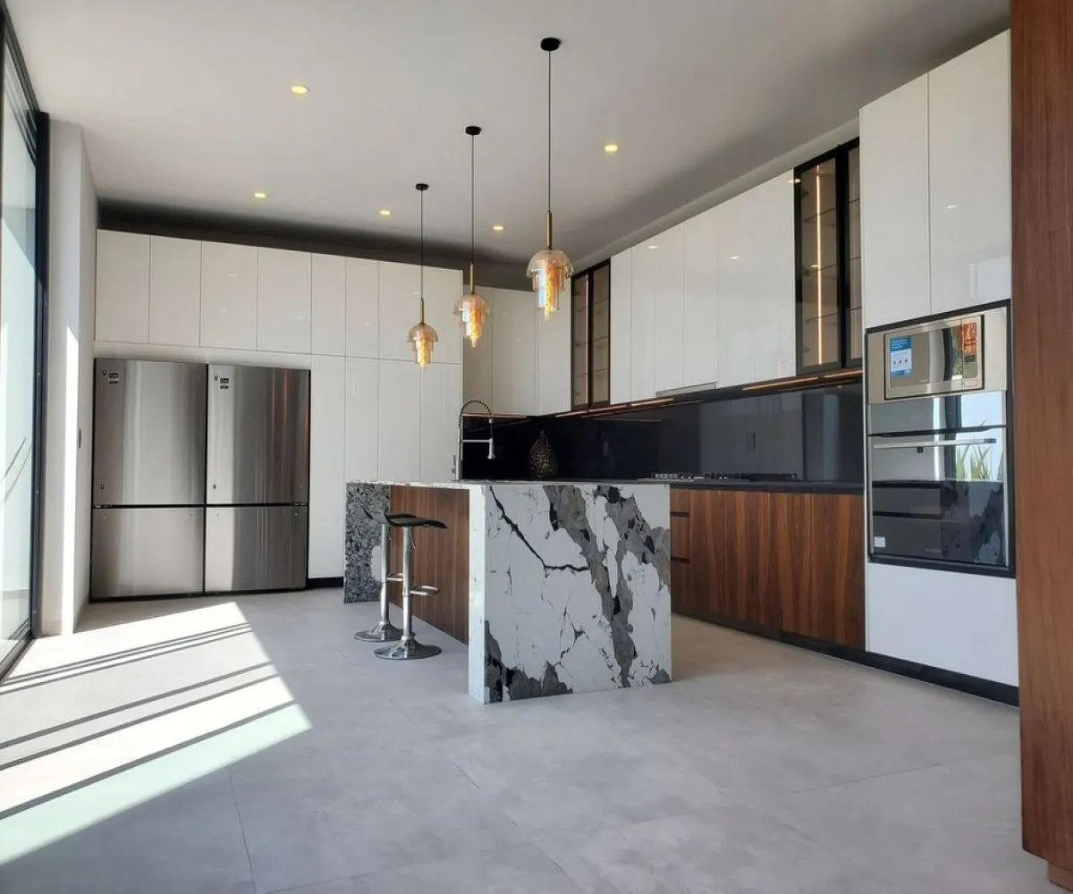 Casa En Venta,San Juan de Ocotán,Avenida Verona 7500, Zapopan, Jalisco 45110, 4 Habitaciones,5 Baños,Avenida Verona,3,p7Q8yRN