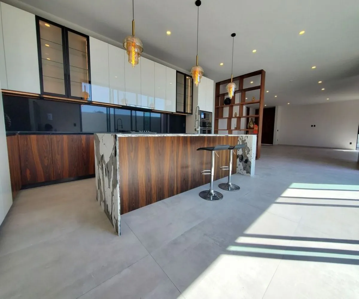 Casa En Venta,San Juan de Ocotán,Avenida Verona 7500, Zapopan, Jalisco 45110, 4 Habitaciones,5 Baños,Avenida Verona,3,p7Q8yRN