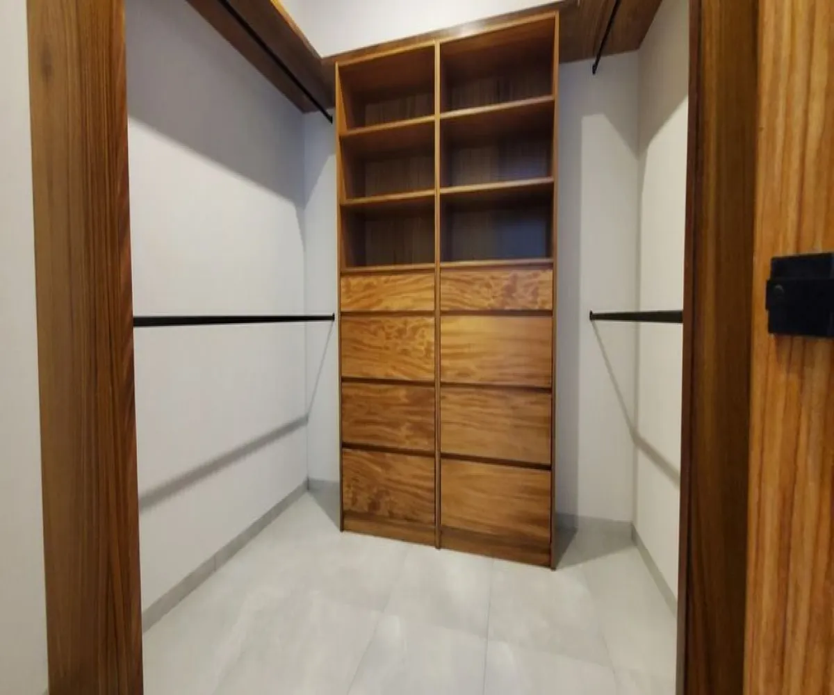 Casa En Venta,San Juan de Ocotán,Avenida Verona 7500, Zapopan, Jalisco 45110, 4 Habitaciones,4 Baños,Avenida Verona,3,pj7UVtZ