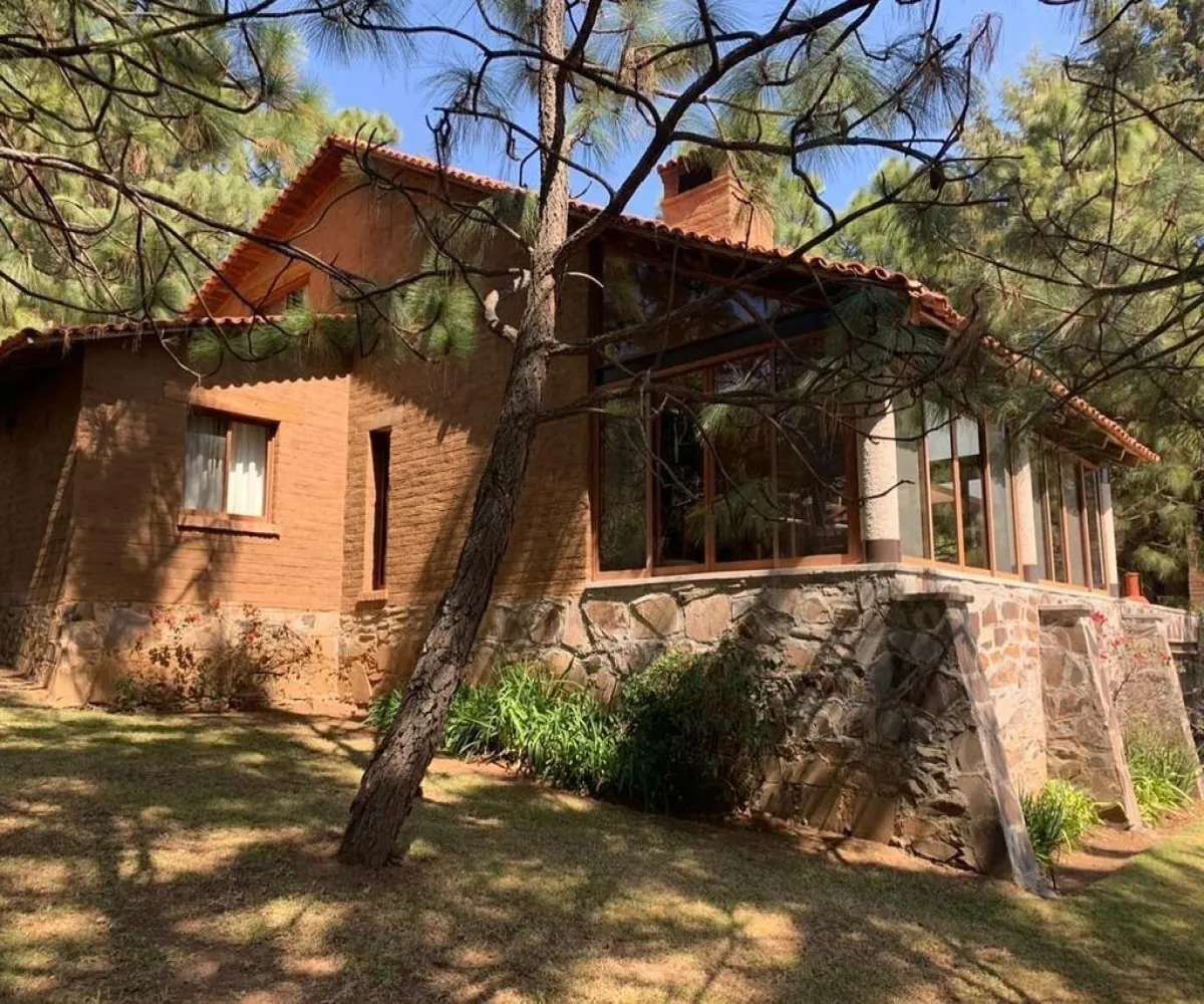 Casa En Venta,Tapalpa Country Club,Villa 3 amigos S/N, Tapalpa, Jalisco, 3 Habitaciones,2 Baños,Villa 3 amigos,1,pJ04UED