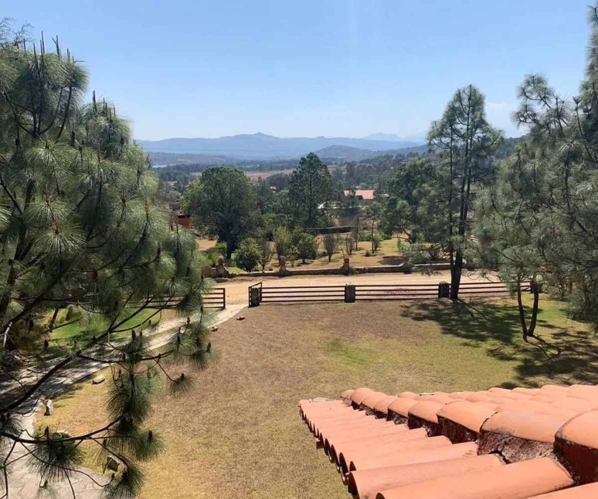 Casa En Venta,Tapalpa Country Club,Villa 3 amigos S/N, Tapalpa, Jalisco, 3 Habitaciones,2 Baños,Villa 3 amigos,1,pJ04UED