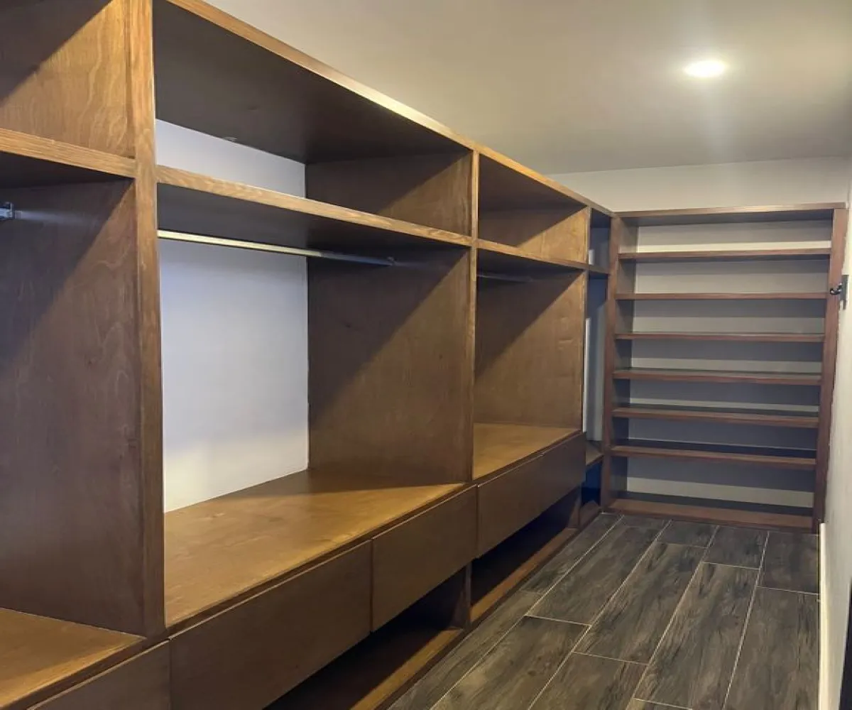 Casa En Venta,Bosques Vallarta,Circuito del Bosque 174, Zapopan, Jalisco 45134, 4 Habitaciones,3 Baños,Circuito del Bosque,1,pVRkosI