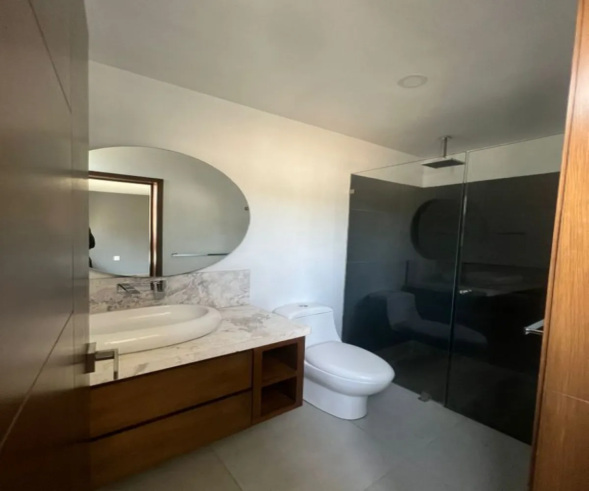 Casa En Venta,Bosques Vallarta,Circuito del Bosque 174, Zapopan, Jalisco 45134, 4 Habitaciones,3 Baños,Circuito del Bosque,1,pVRkosI