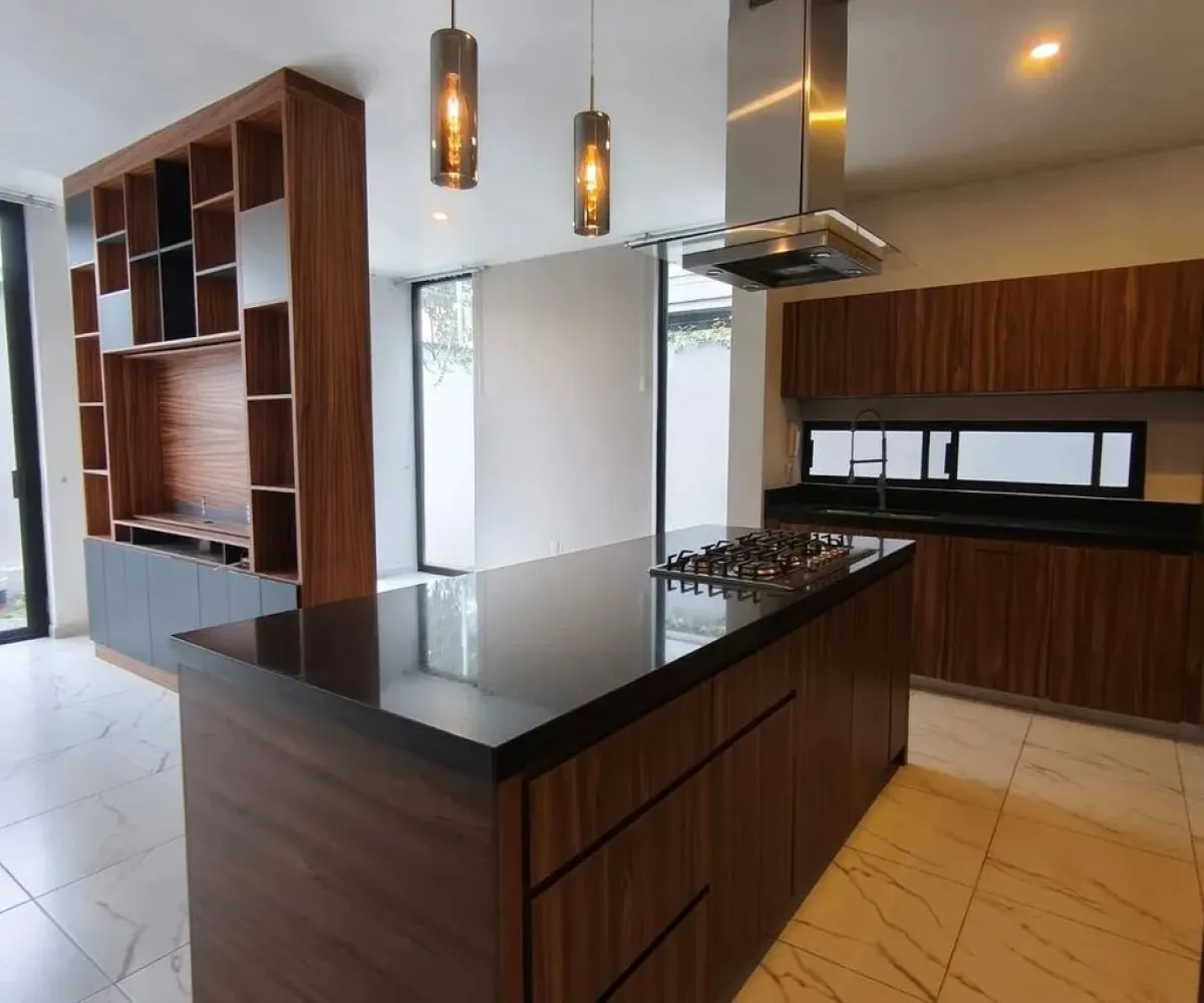 Casa En Venta,Bosques Vallarta,Circuito del Bosque 174, Zapopan, Jalisco 45134, 4 Habitaciones,3 Baños,Circuito del Bosque,1,pVRkosI