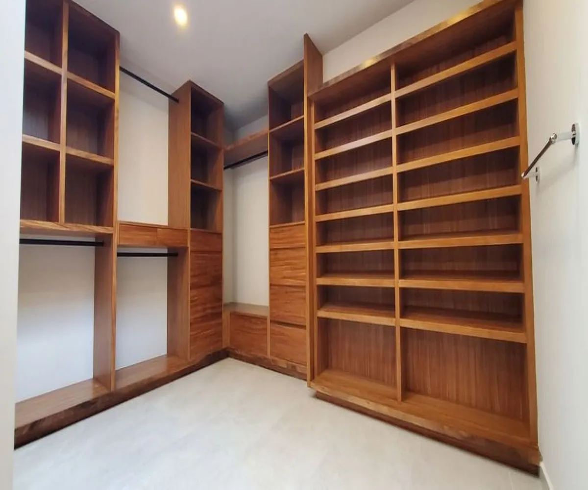 Casa En Venta,Valle Real,Paseo San Luis 2165, Zapopan, Jalisco 45019, 4 Habitaciones,4 Baños,Paseo San Luis,2,pvkK2Sn