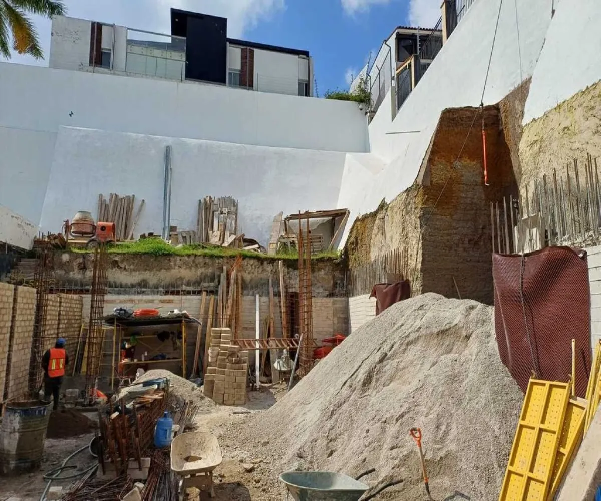 Casa En Venta,Vallarta Universidad,Avenida Juan Palomar y Arias 1249, Zapopan, Jalisco 45110, 5 Habitaciones,5 Baños,Avenida Juan Palomar y Arias,2,pQCfmNq
