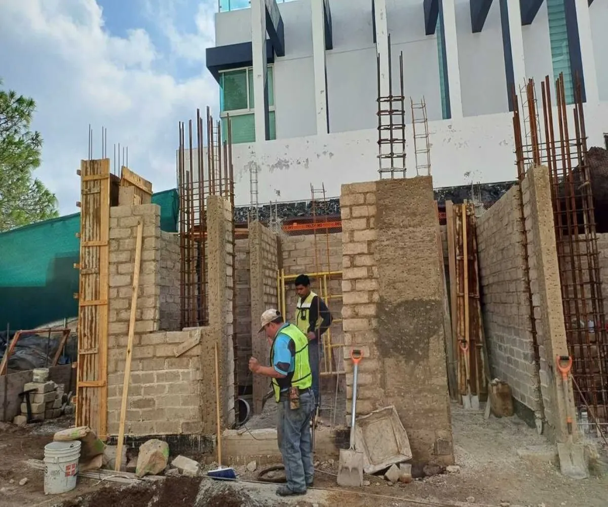 Casa En Venta,Vallarta Universidad,Avenida Juan Palomar y Arias 1249, Zapopan, Jalisco 45110, 5 Habitaciones,5 Baños,Avenida Juan Palomar y Arias,2,pQCfmNq