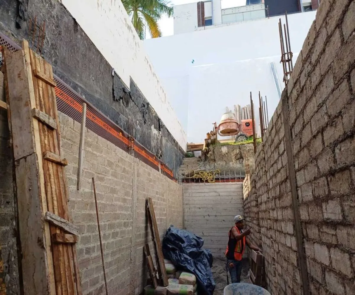Casa En Venta,Vallarta Universidad,Avenida Juan Palomar y Arias 1249, Zapopan, Jalisco 45110, 5 Habitaciones,5 Baños,Avenida Juan Palomar y Arias,2,pQCfmNq