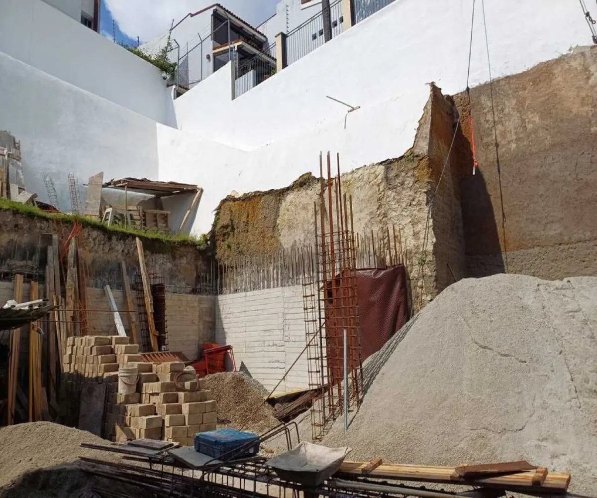 Casa En Venta,Vallarta Universidad,Avenida Juan Palomar y Arias 1249, Zapopan, Jalisco 45110, 5 Habitaciones,5 Baños,Avenida Juan Palomar y Arias,2,pQCfmNq