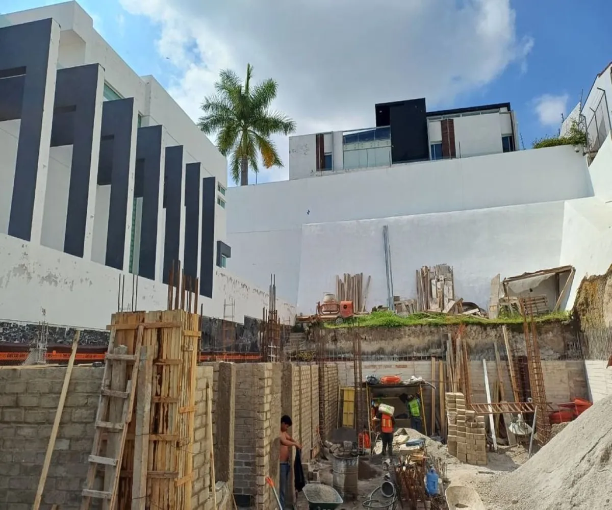 Casa En Venta,Vallarta Universidad,Avenida Juan Palomar y Arias 1249, Zapopan, Jalisco 45110, 5 Habitaciones,5 Baños,Avenida Juan Palomar y Arias,2,pQCfmNq