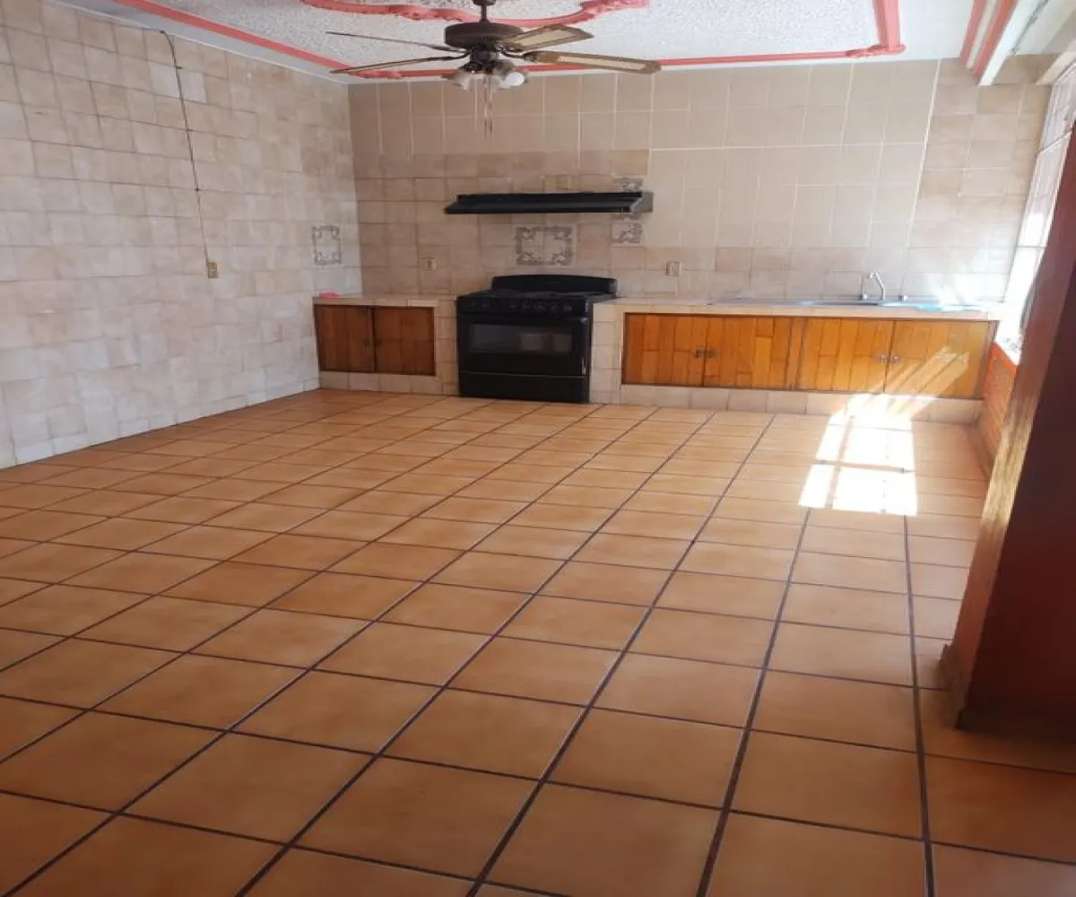 Casa En Venta,centro tlaquepaque,Reforma 286, San Pedro Tlaquepaque, Jalisco 45597, 6 Habitaciones,3 Baños,Reforma,1,pADvWpZ