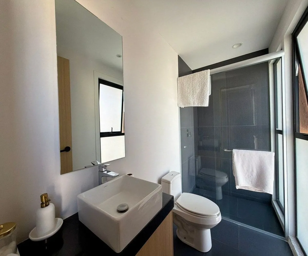 Departamento En Venta,Arcos Vallarta,Calle Miguel Lerdo de Tejada 2440, Guadalajara, Jalisco 44130, 2 Habitaciones,2 Baños,Calle Miguel Lerdo de Tejada,1,pBbosdw