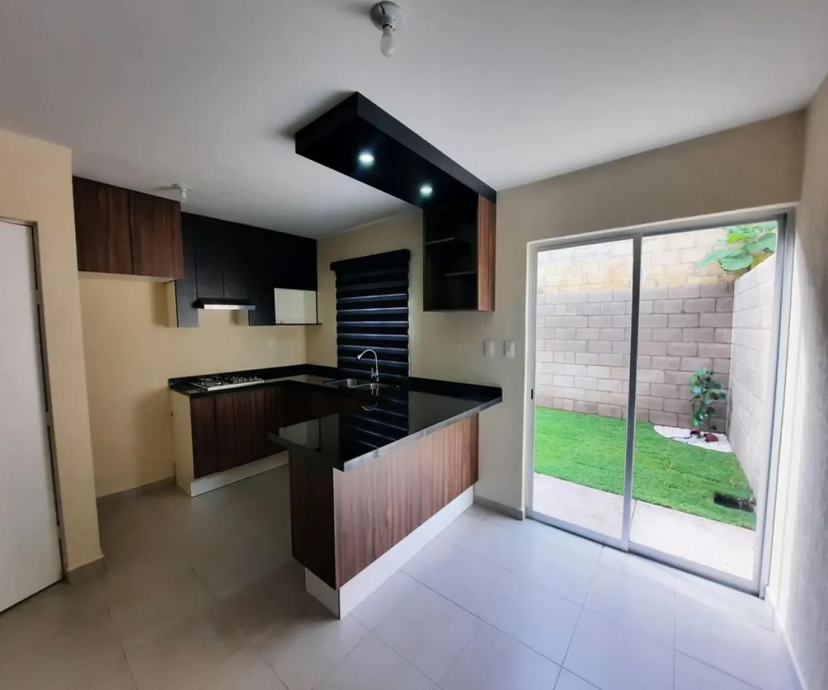 Casa En Venta,Fraccionamiento Revolución,Boulevard Alta California 160, Tlajomulco de Zúñiga, Jalisco 45650, 2 Habitaciones,1 Baño,Boulevard Alta California,2,pCrzffr