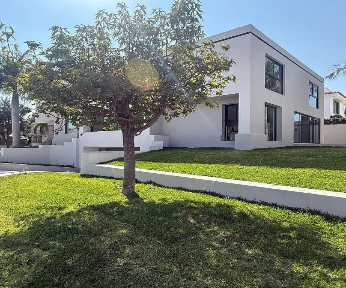 Casa En Venta,Puerta de Hierro,Vereda del Jilguero 99, Zapopan, Jalisco 45116, 4 Habitaciones,5 Baños,Vereda del Jilguero,1,pxHDaP4