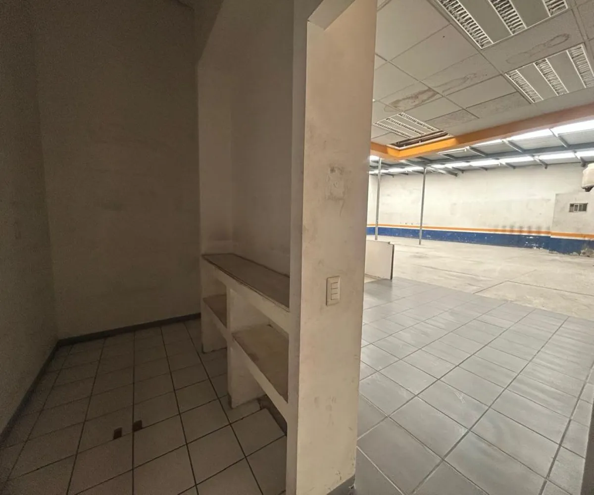Local En Renta,Niños Heroes,Avenida Manuel Ávila Camacho 1752, Guadalajara, Jalisco 44260,Avenida Manuel Ávila Camacho,1,pNniBQ4