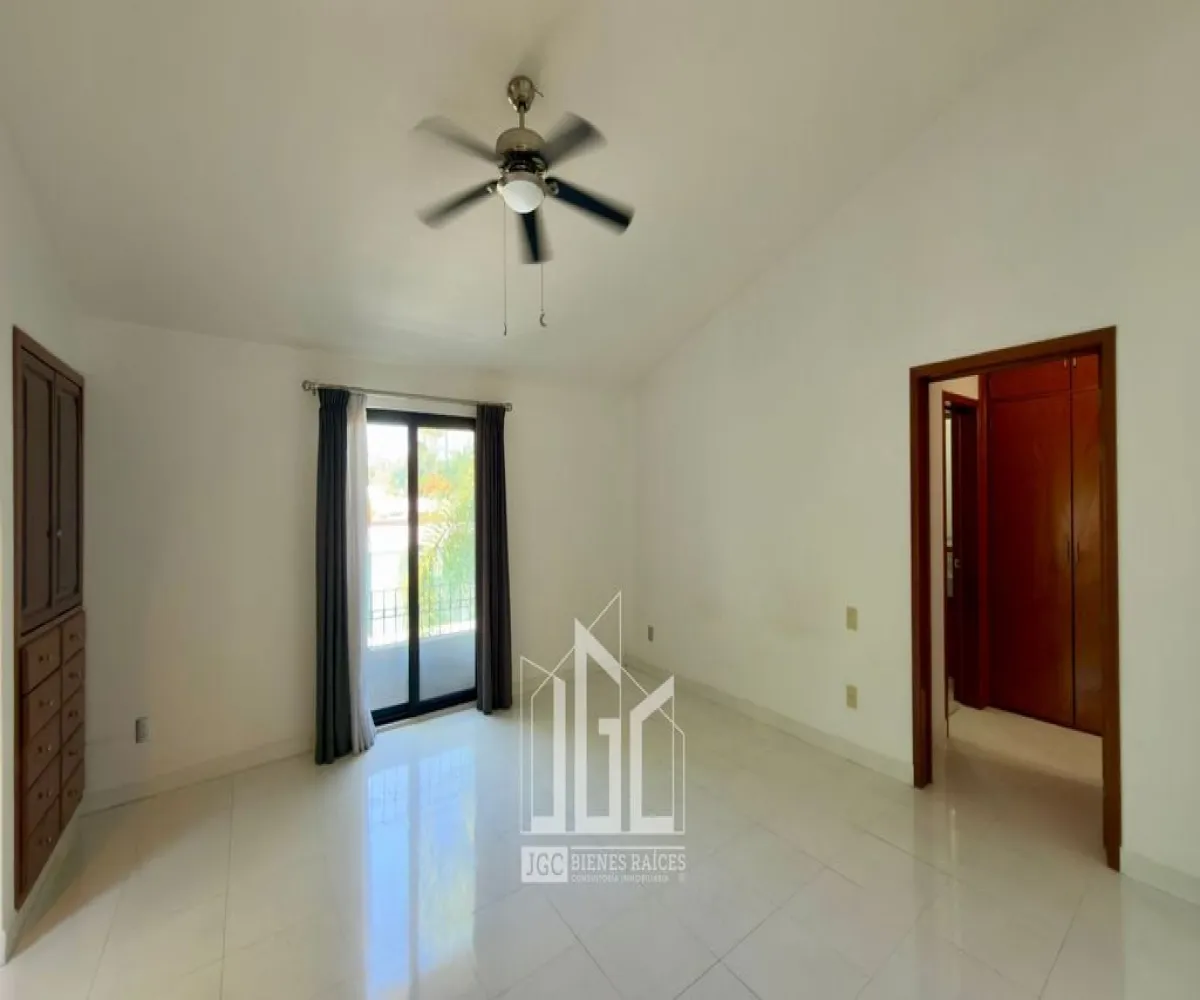Casa En Venta,Colinas de San Javier,Avenida Acueducto 2405, Zapopan, Jalisco 45110, 3 Habitaciones,3 Baños,Avenida Acueducto,2,pvXGQs6