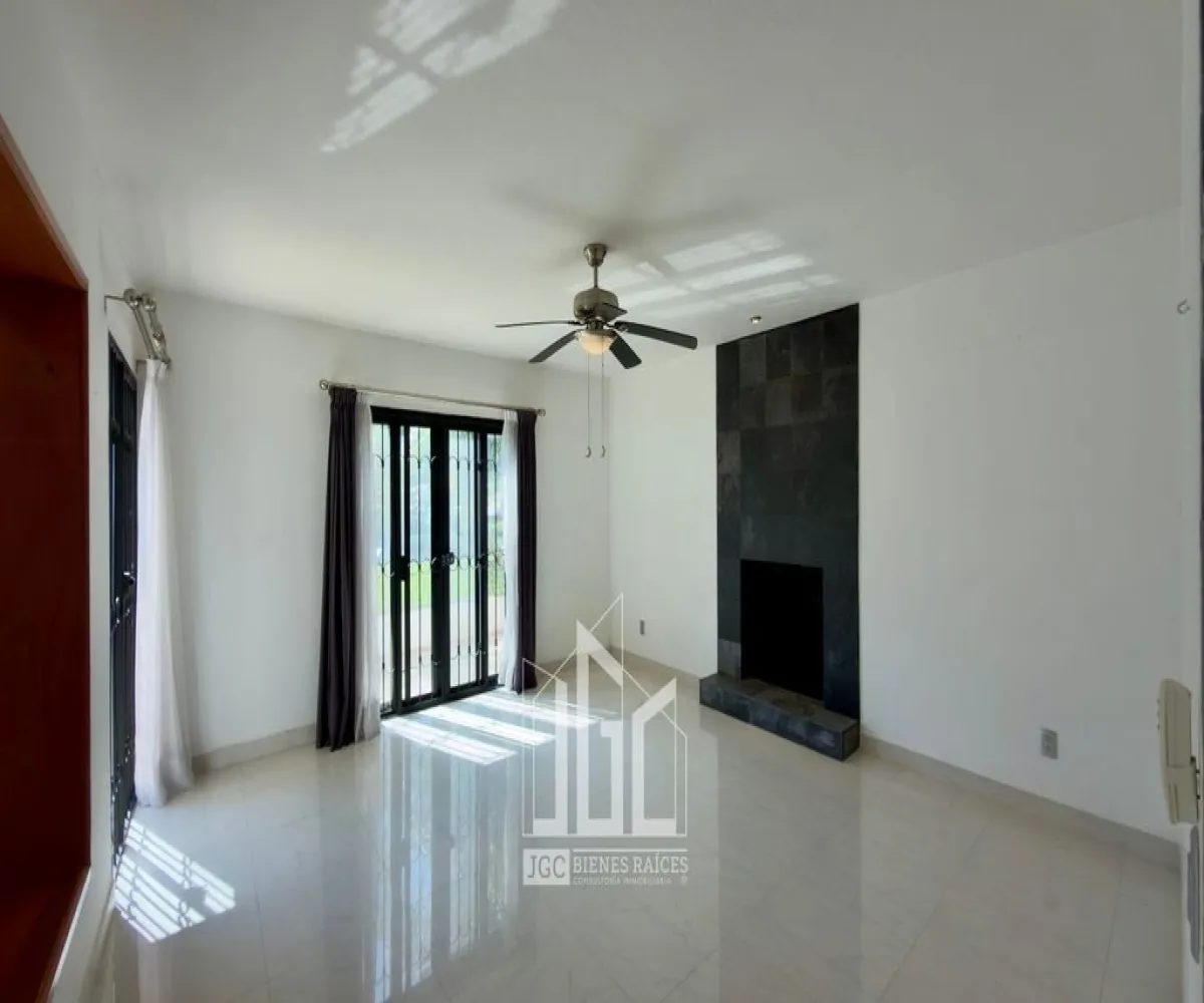 Casa En Venta,Colinas de San Javier,Avenida Acueducto 2405, Zapopan, Jalisco 45110, 3 Habitaciones,3 Baños,Avenida Acueducto,2,pvXGQs6